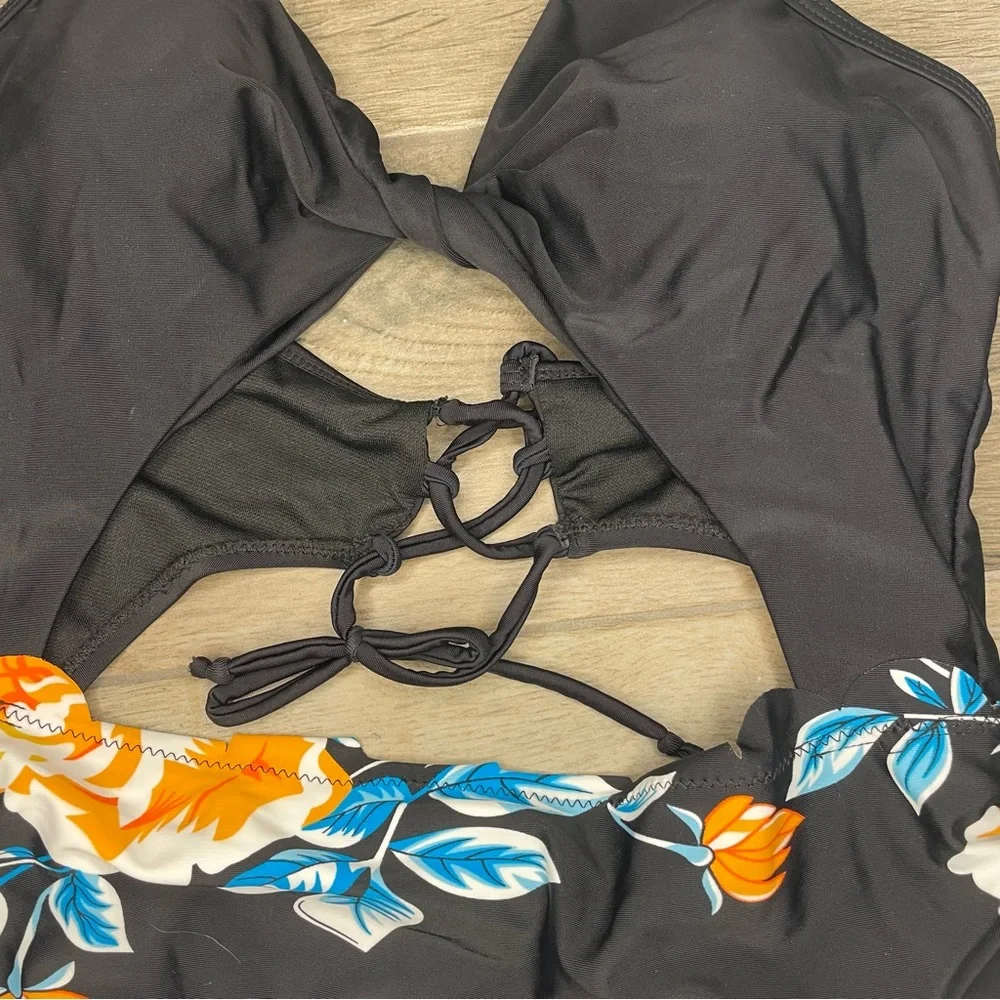 Black Floral Print Halter Tummy Control One Piece Swimsuit - Picture 5 of 8
